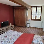 D'hotes Chez Claire לינה וארוחת בוקר 3*