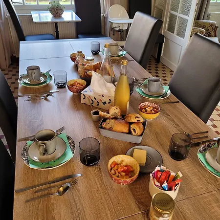 D'hotes Chez Claire Bed & Breakfast 3*