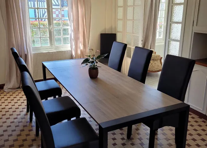 D'hotes Chez Claire Bed & Breakfast 3*